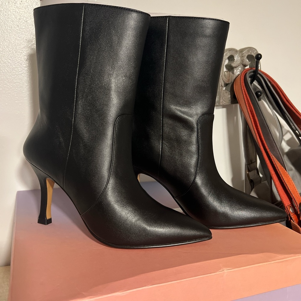 Lisa Vicky Black heeled Boots